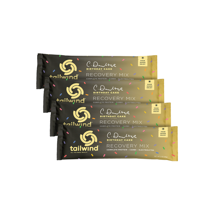 Pastel de cumpleaños de Courtney Dauwalter: Edición limitada (paquete de 4)