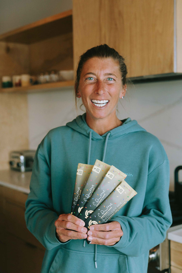 Pastel de cumpleaños de Courtney Dauwalter: Edición limitada (paquete de 4)