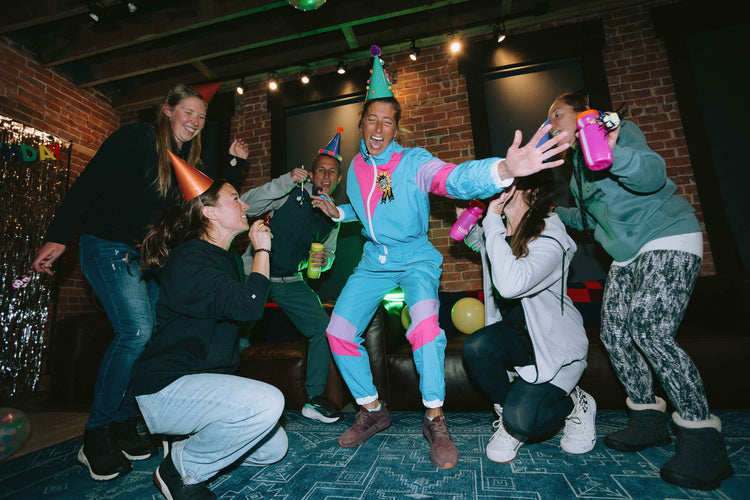 Pastel de cumpleaños de Courtney Dauwalter: Edición limitada (paquete de 4)